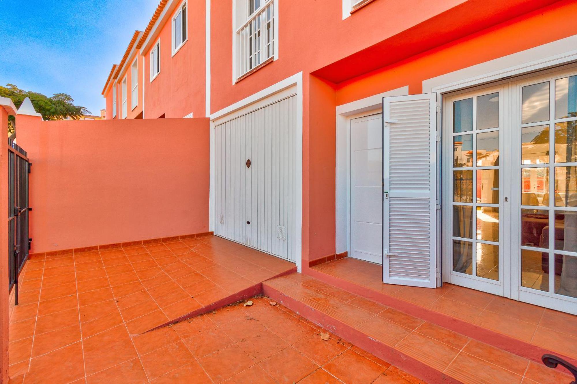 Bonita Casa Nina Con Jacuzzi By Paramount Holidays Playa de San Juan  Exterior foto